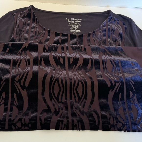 Chico's Ladies Size 2 Purple Long Sleeve Pullover Top Tunic Nylon Velour Design - Picture 13 of 16